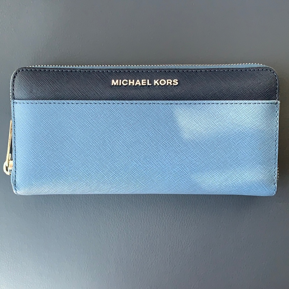 Michael Kors Colorblock Continental Wallet